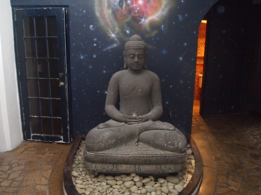 Buddha in the courtyard at Acacia Boutique Hotel